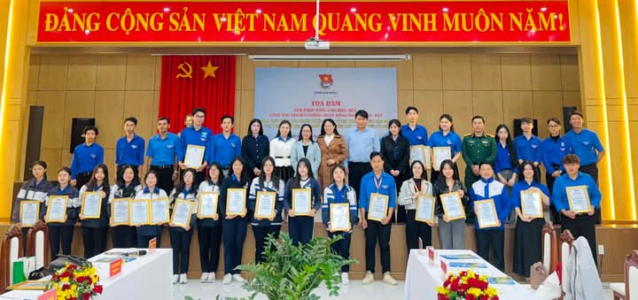 CUỘC THI THIẾT KẾ ẤN PHẨM